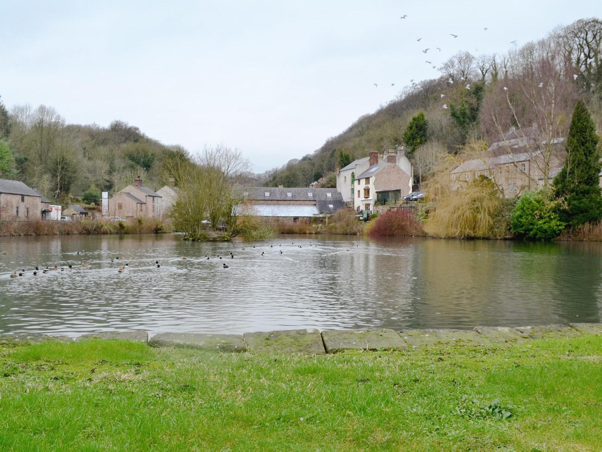 Mill Pond Cottage ครอมฟอร์ด ภายนอก รูปภาพ